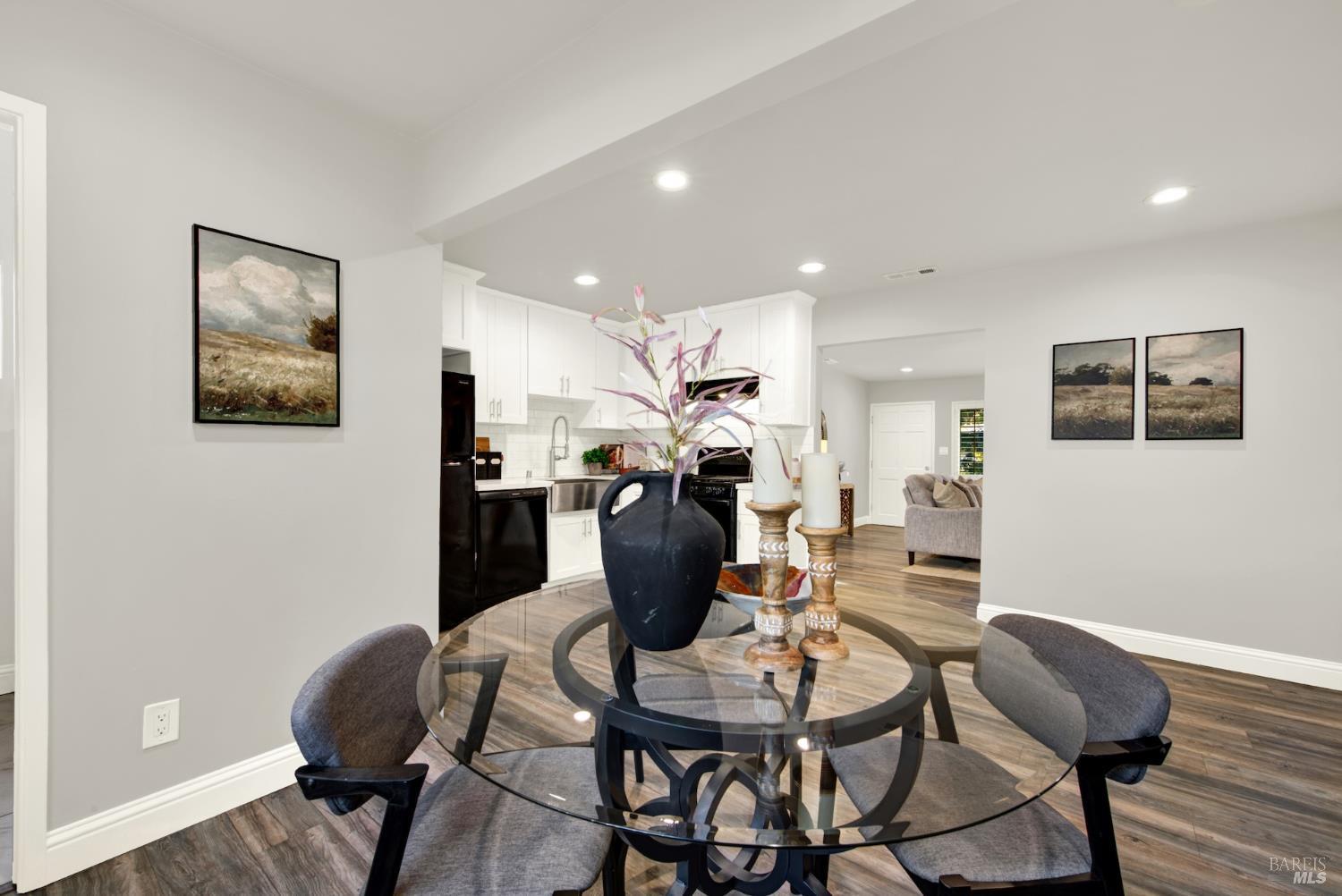 2 Rita Court