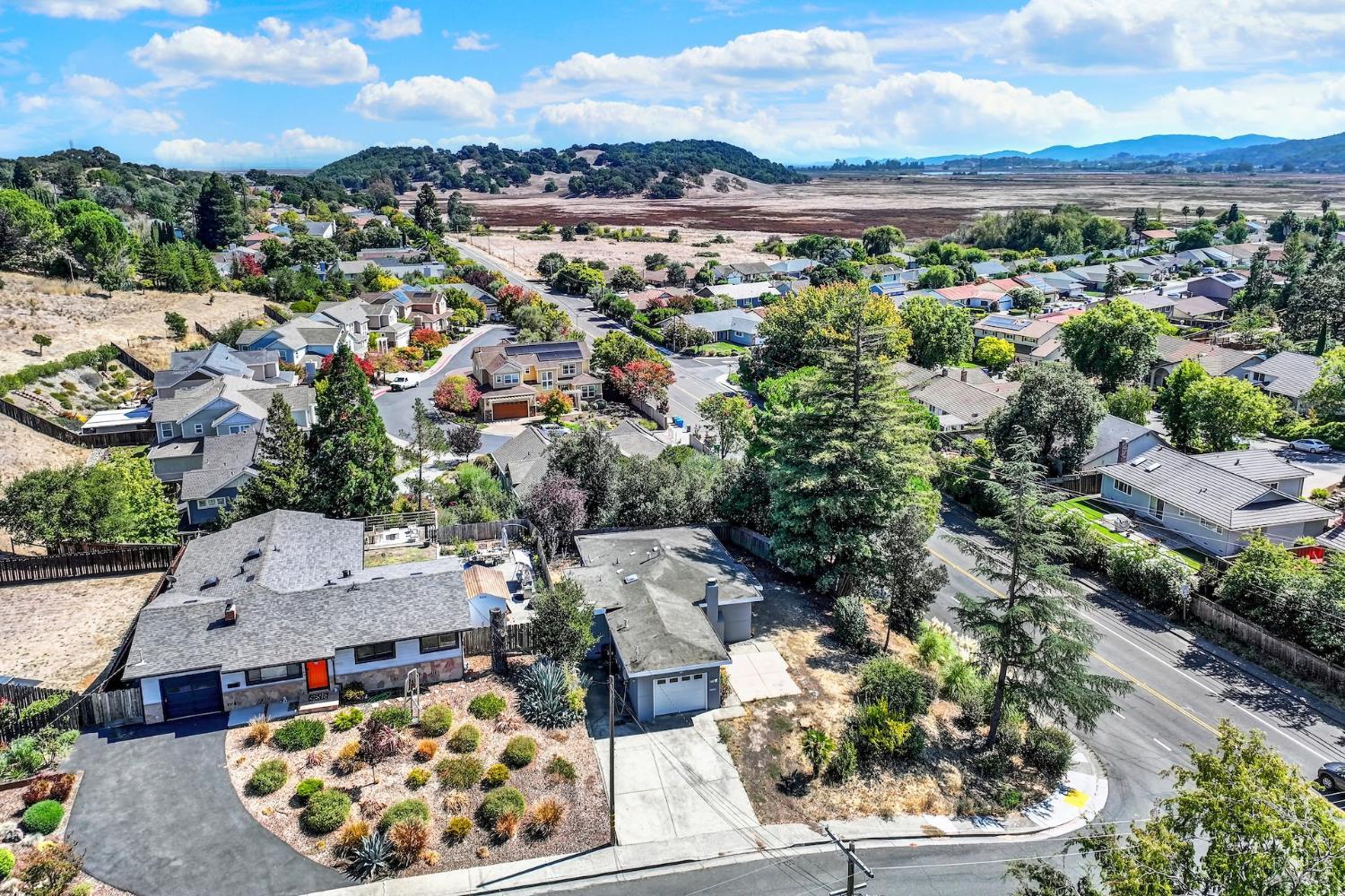 2 Rita Court