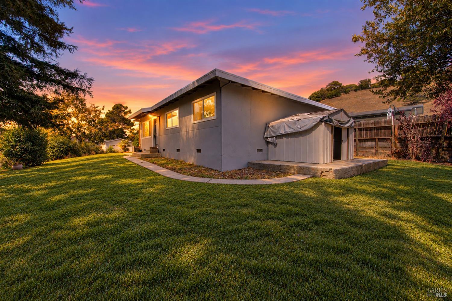 2 Rita Court