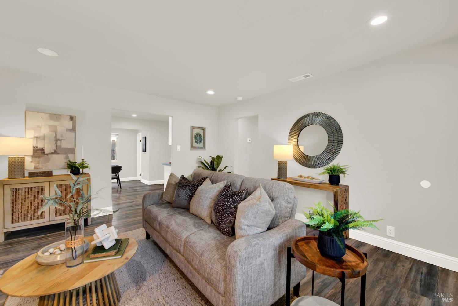 2 Rita Court