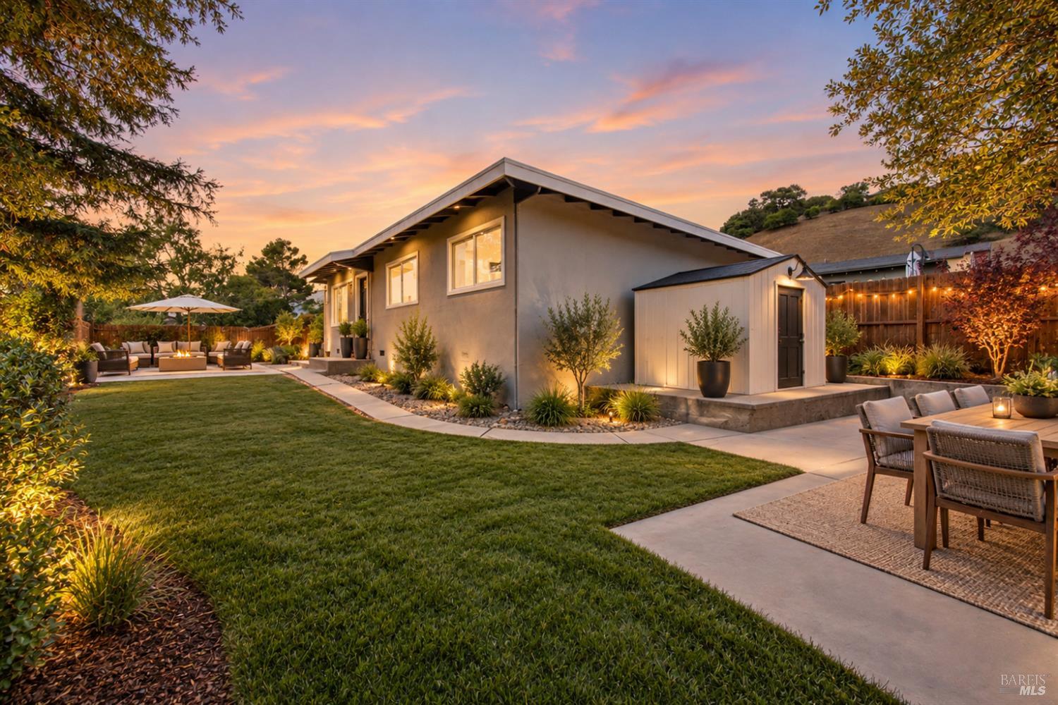 2 Rita Court