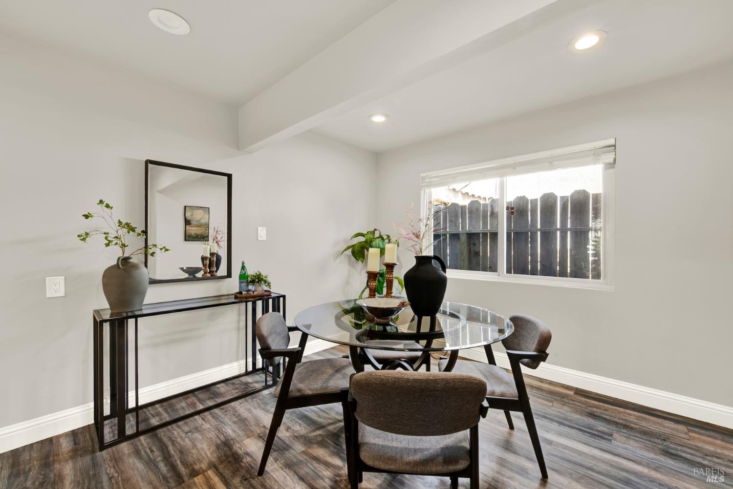 2 Rita Court