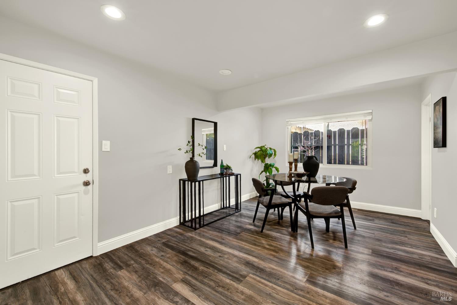 2 Rita Court