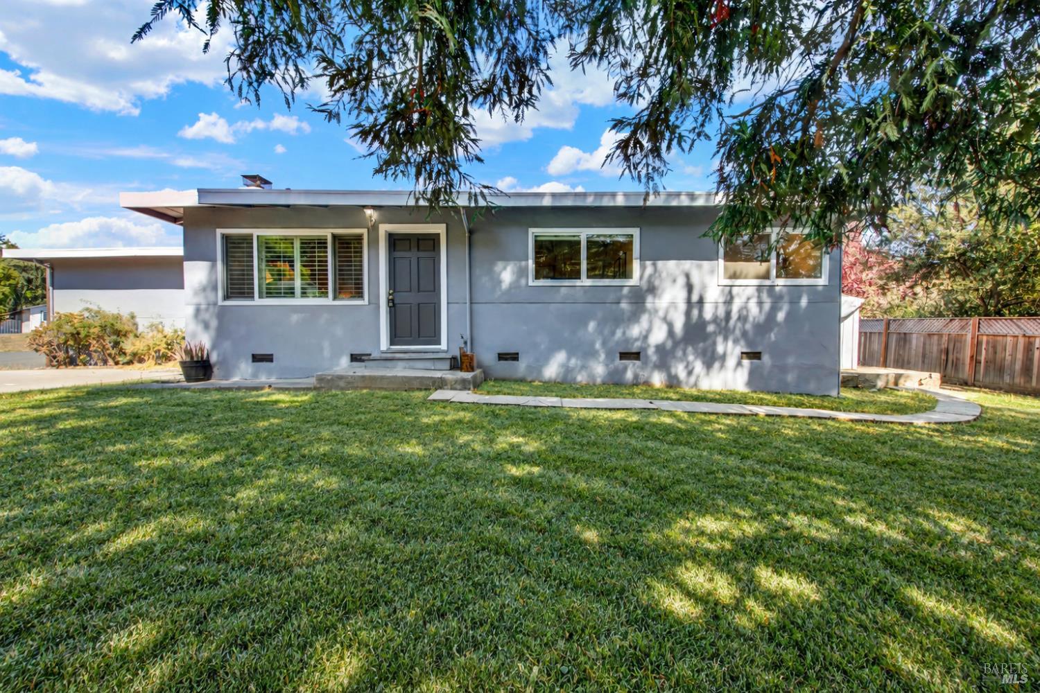 2 Rita Court