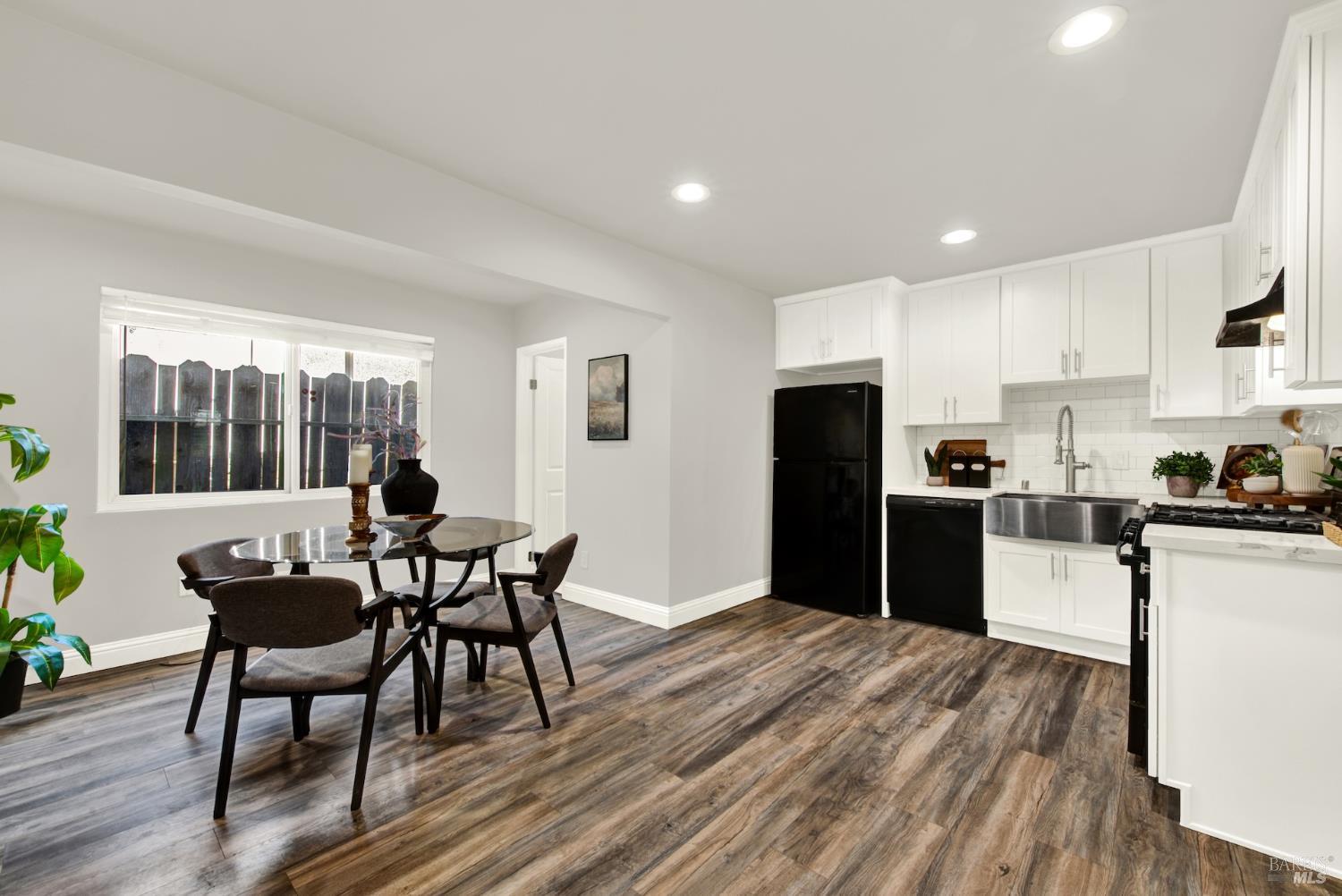 2 Rita Court