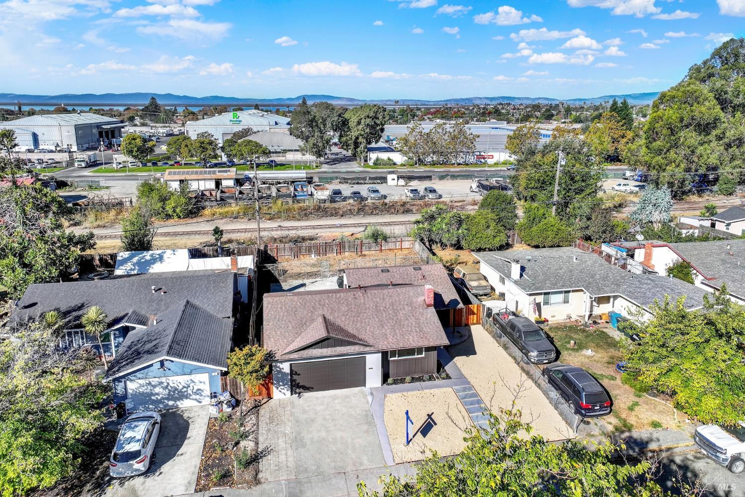 15 Falcon Drive