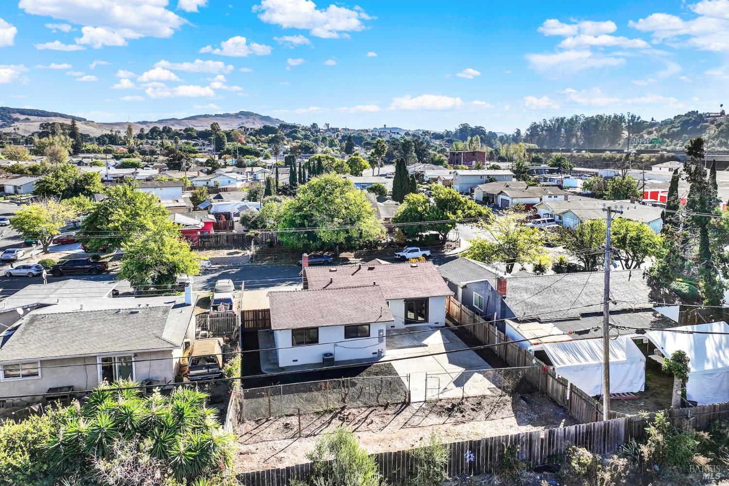 15 Falcon Drive