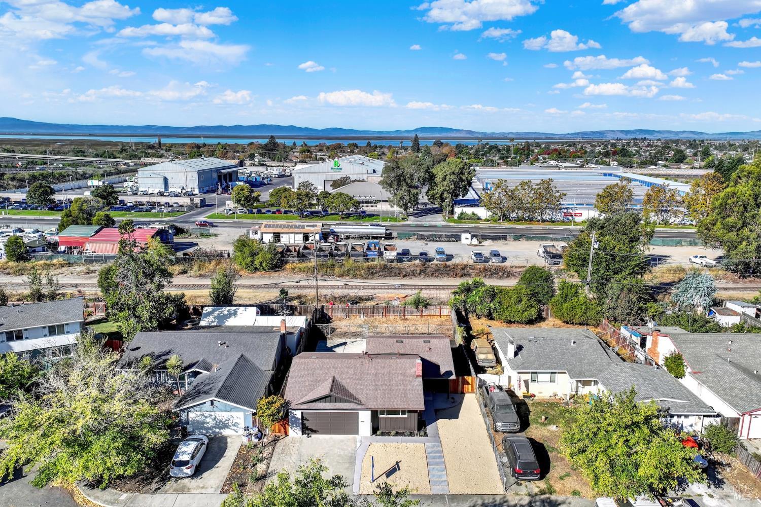 15 Falcon Drive
