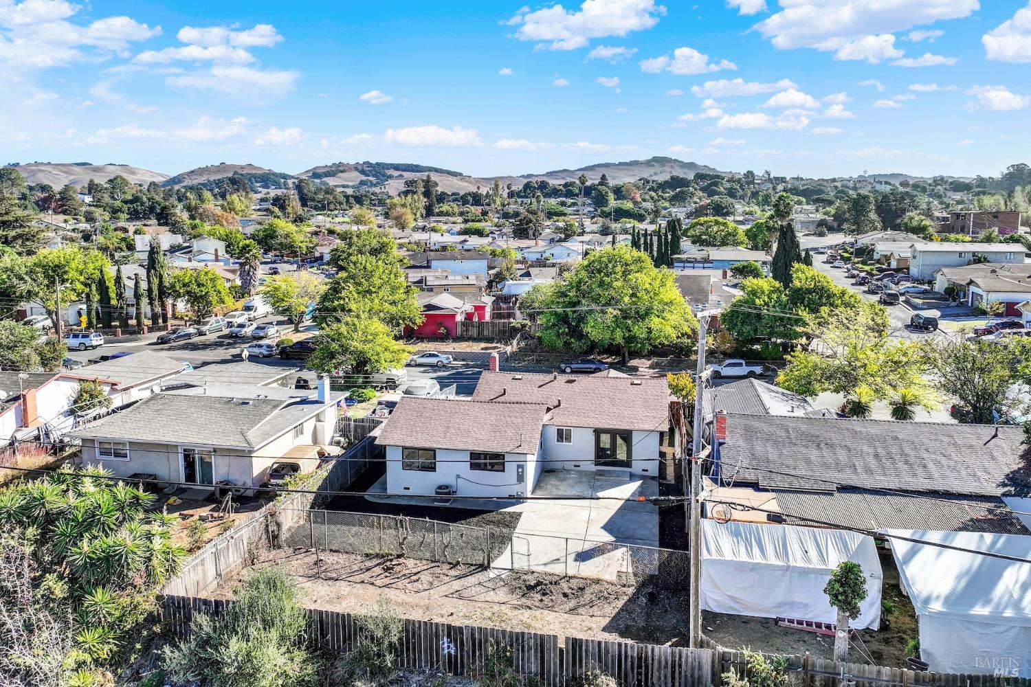 15 Falcon Drive