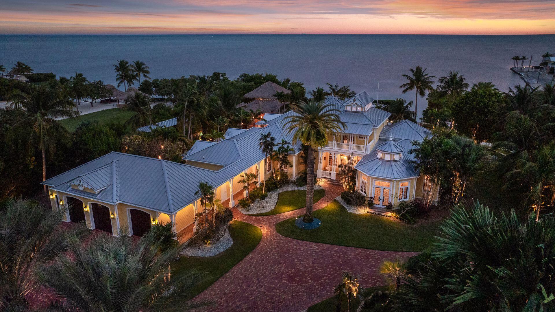 9300 Overseas Highway