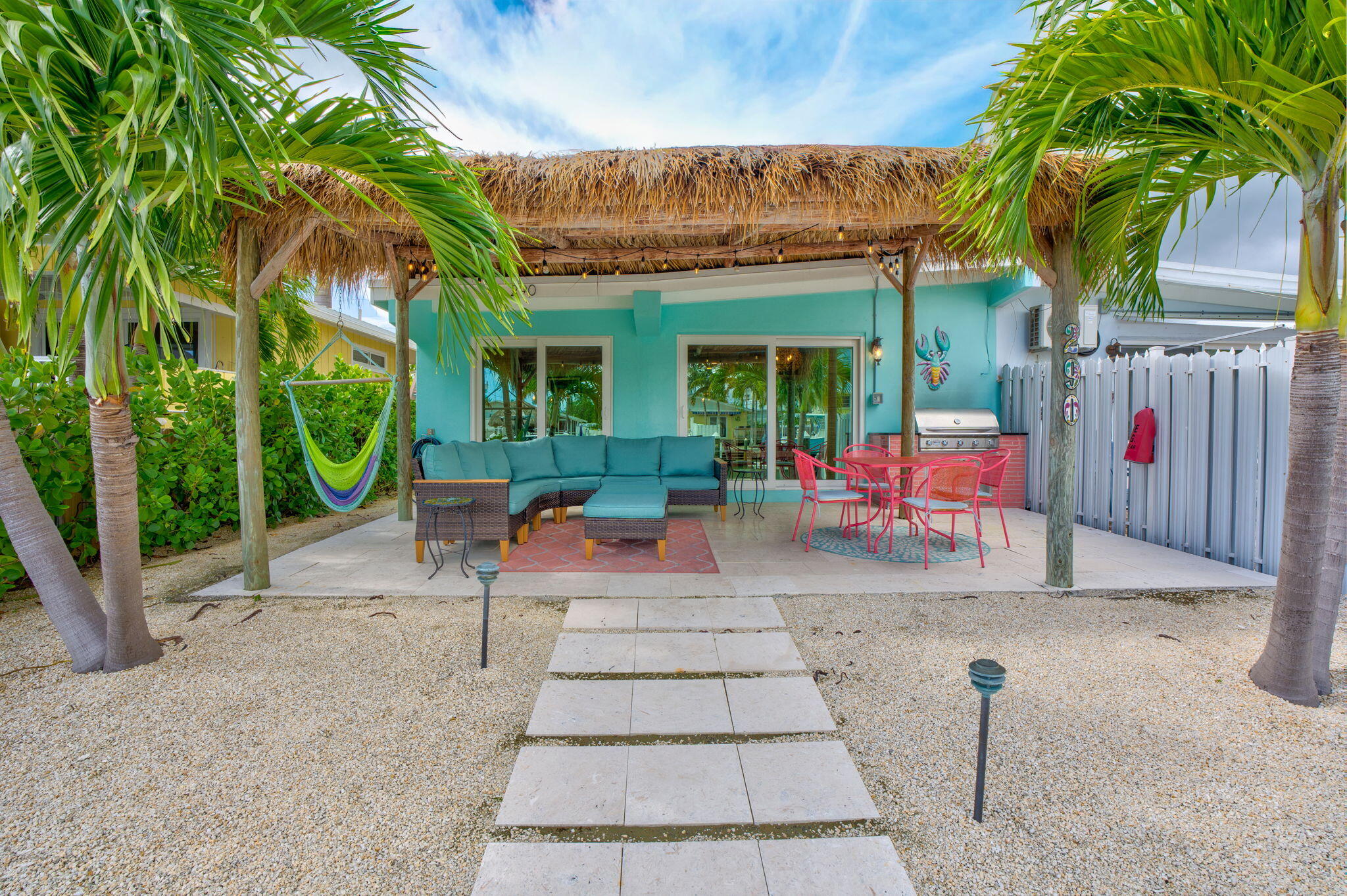 290 4th Street