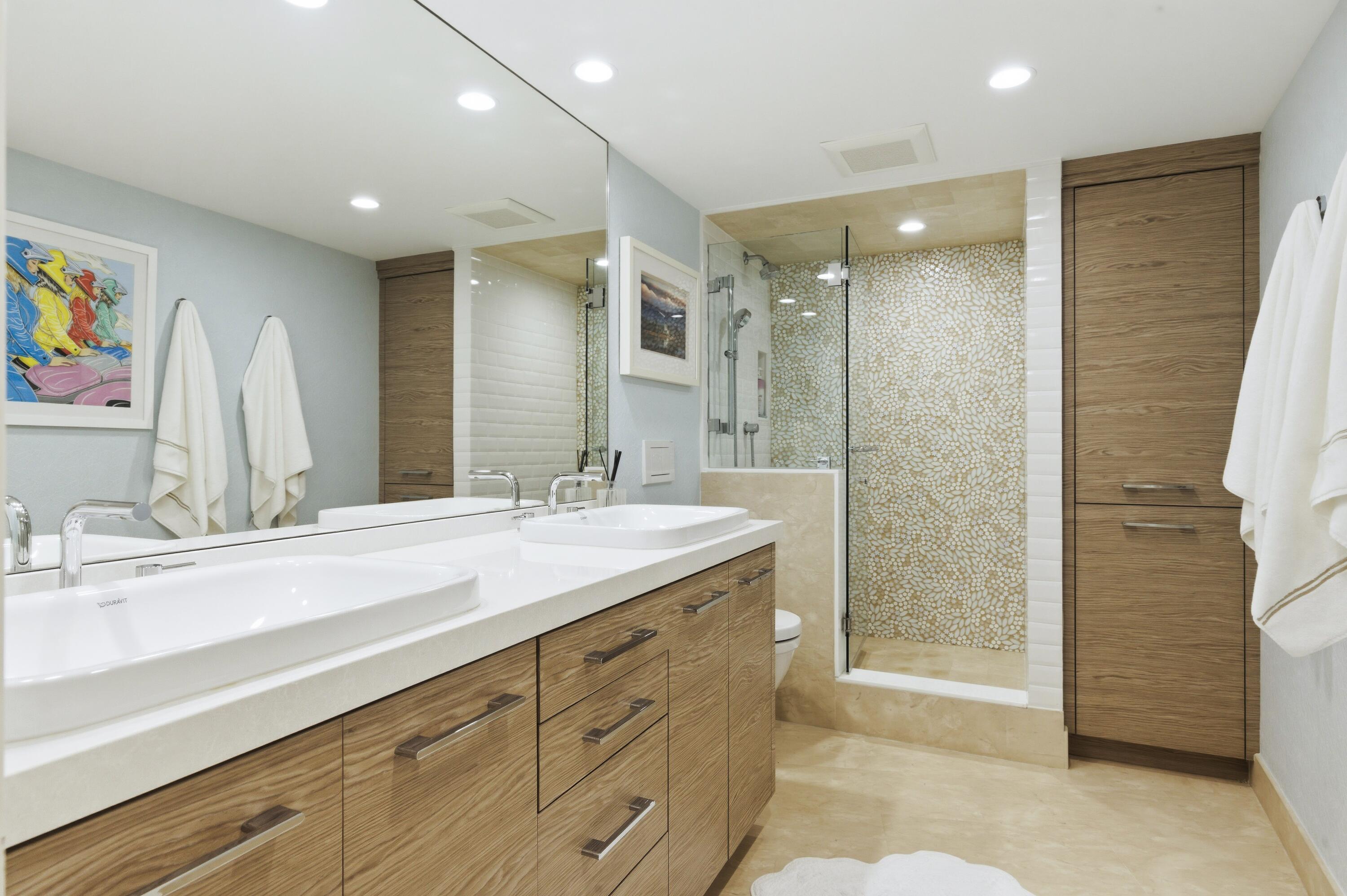 100 Sunrise Avenue 223