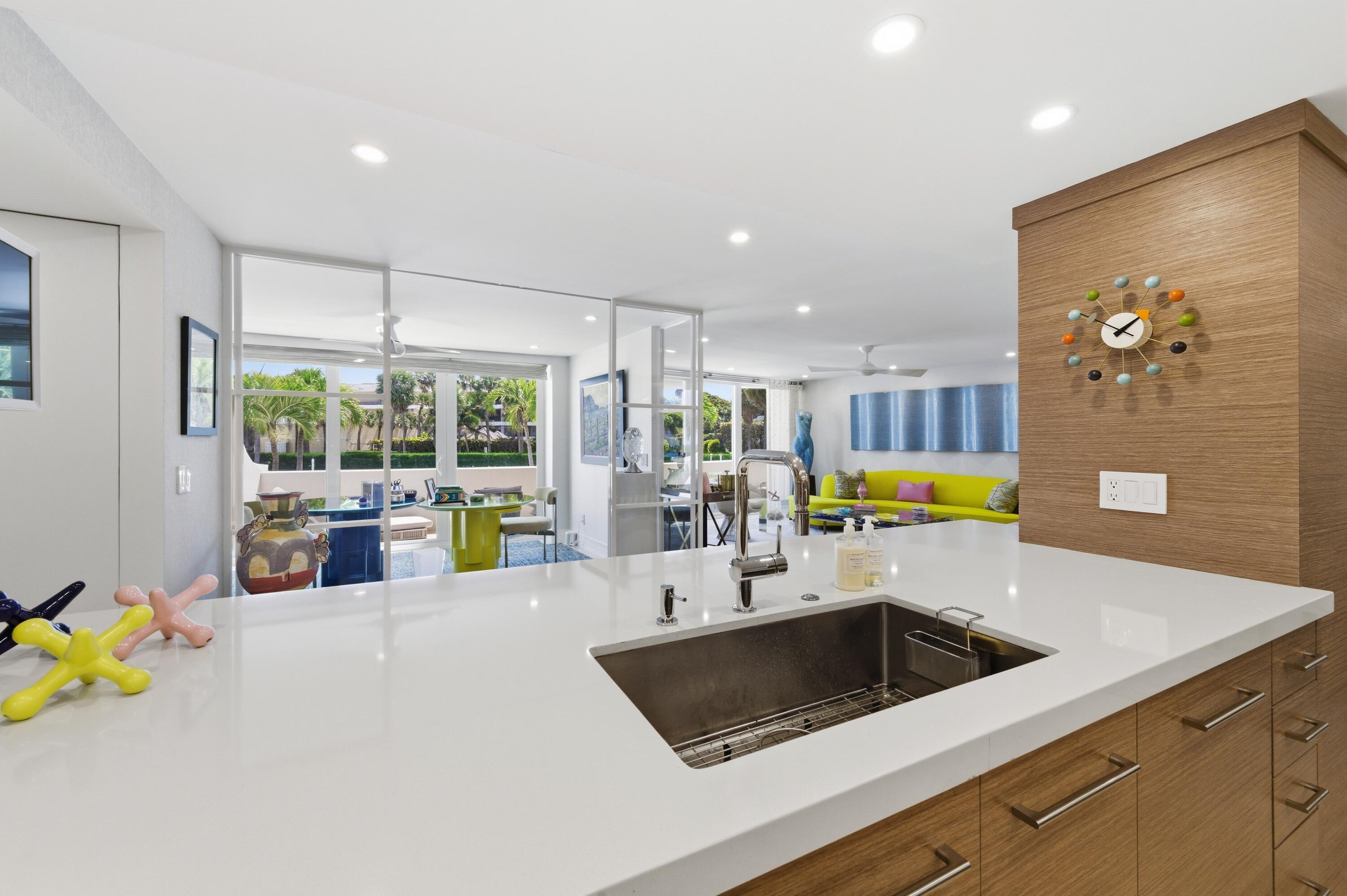 100 Sunrise Avenue 223