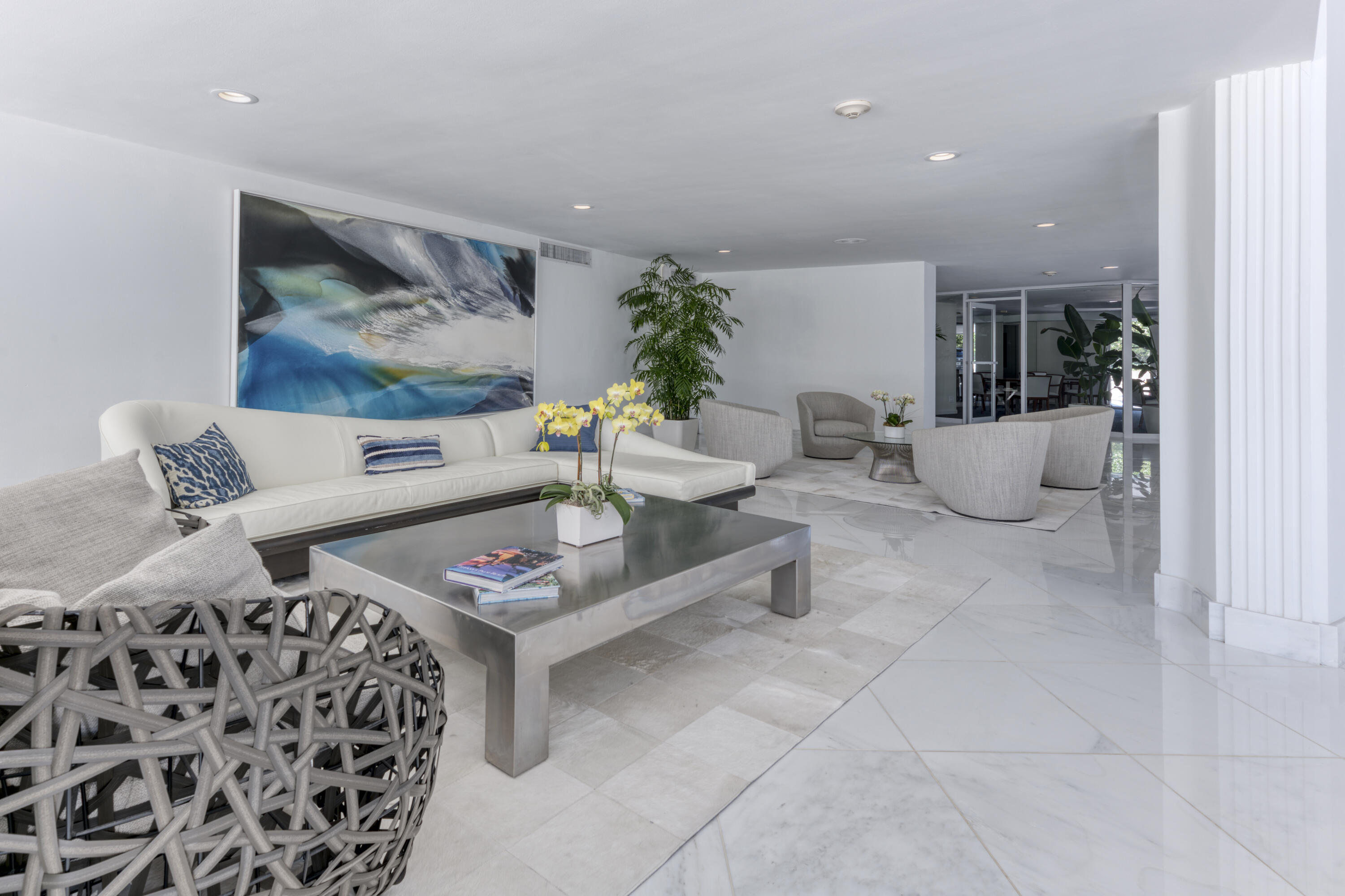 100 Sunrise Avenue 223