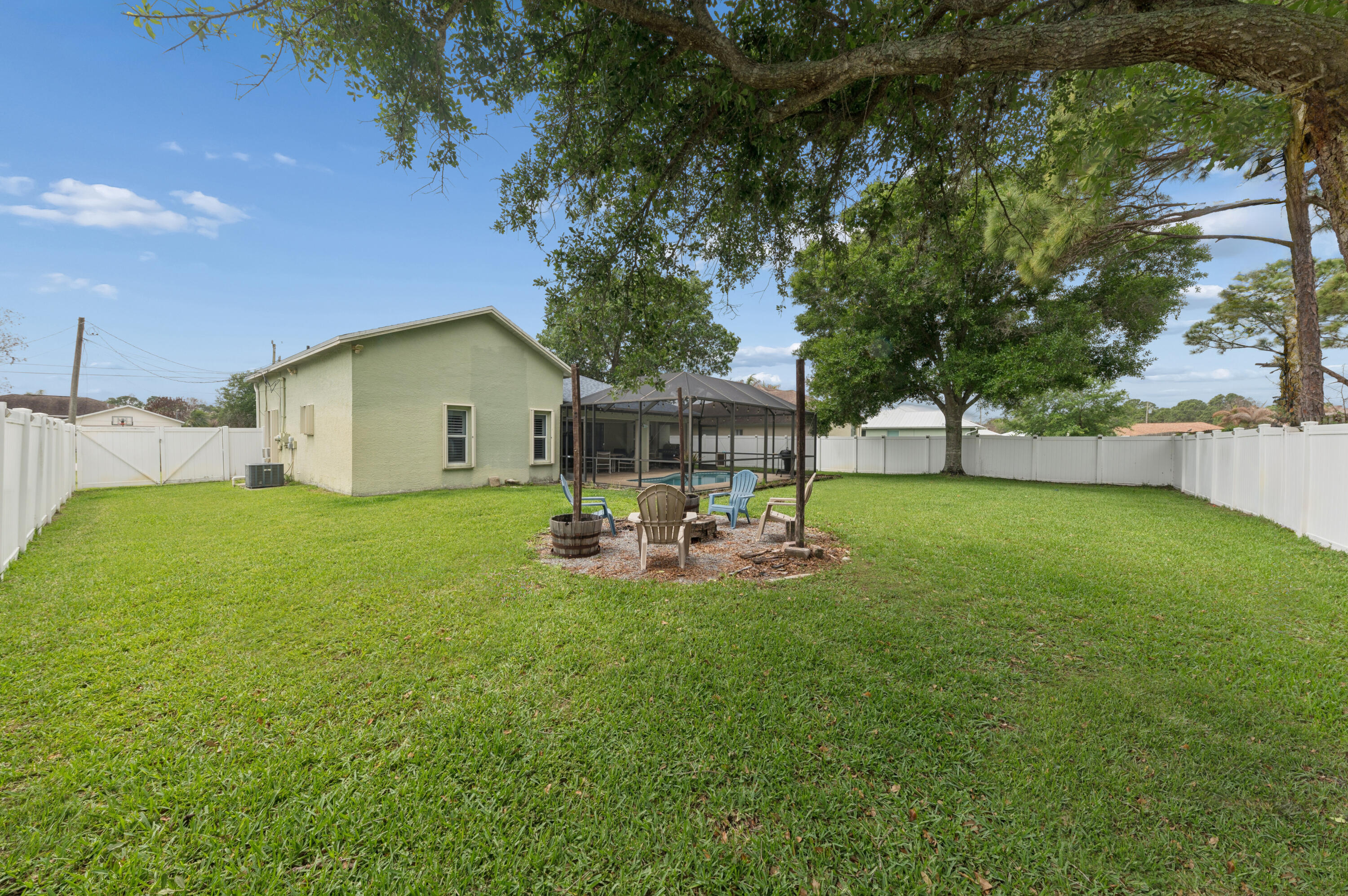 5317 NW South Lanett Circle, Port St. Lucie