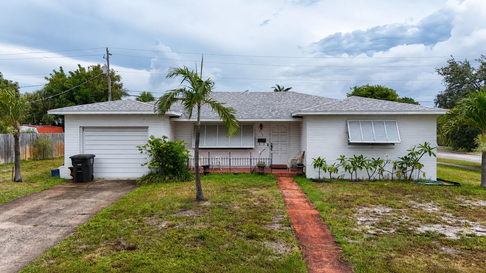 325 Franklin Road