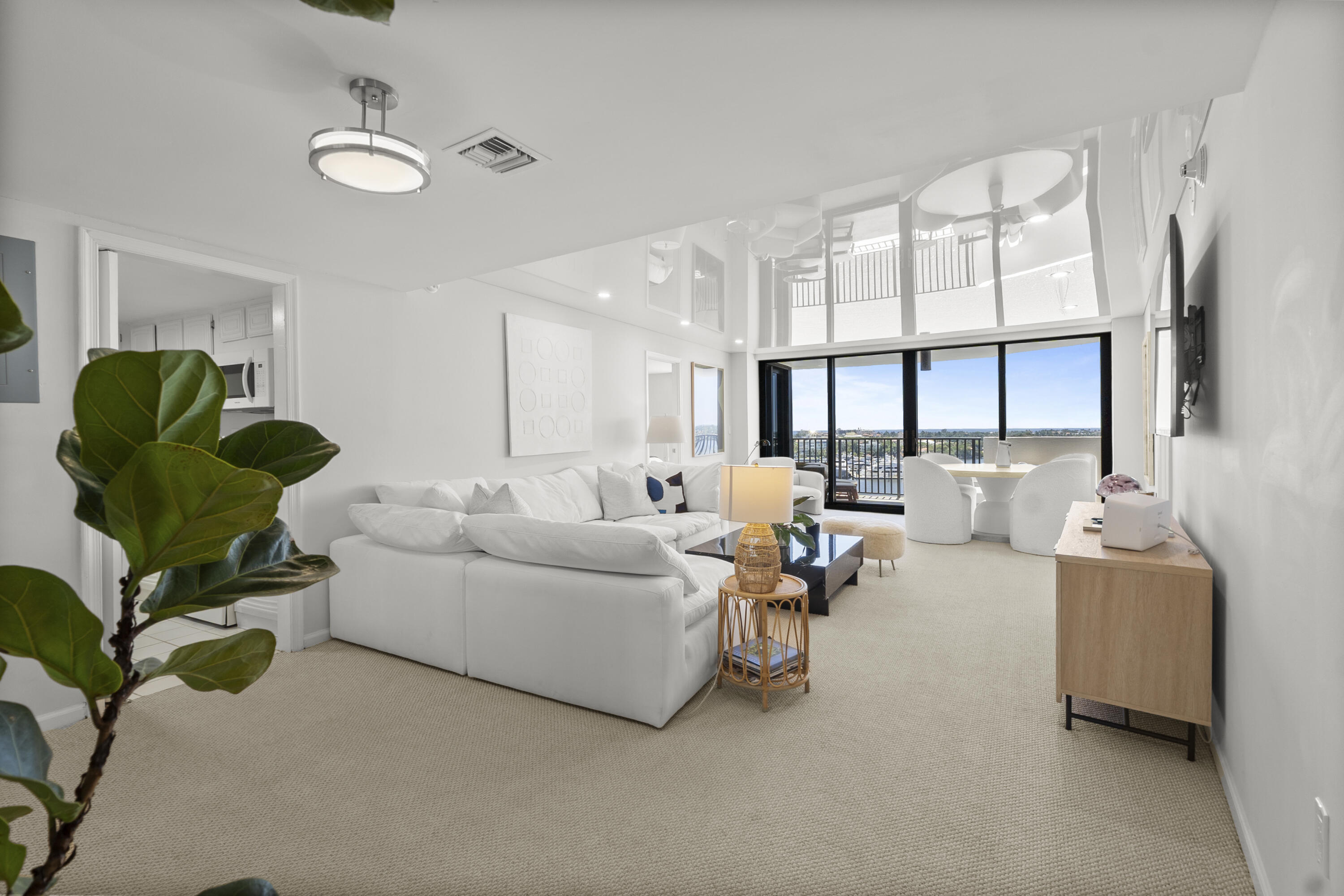 1200 S Flagler Drive 1102