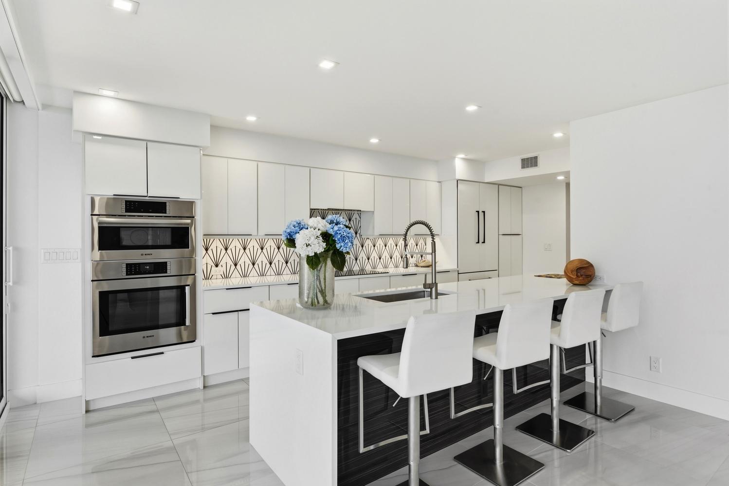 3300 S Ocean Boulevard 401s