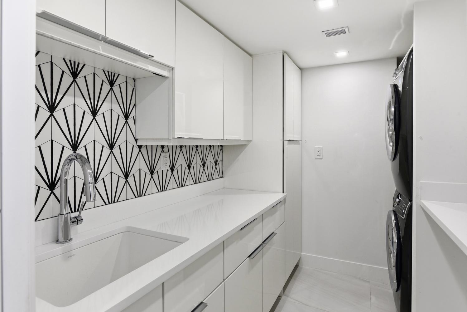 3300 S Ocean Boulevard 401s