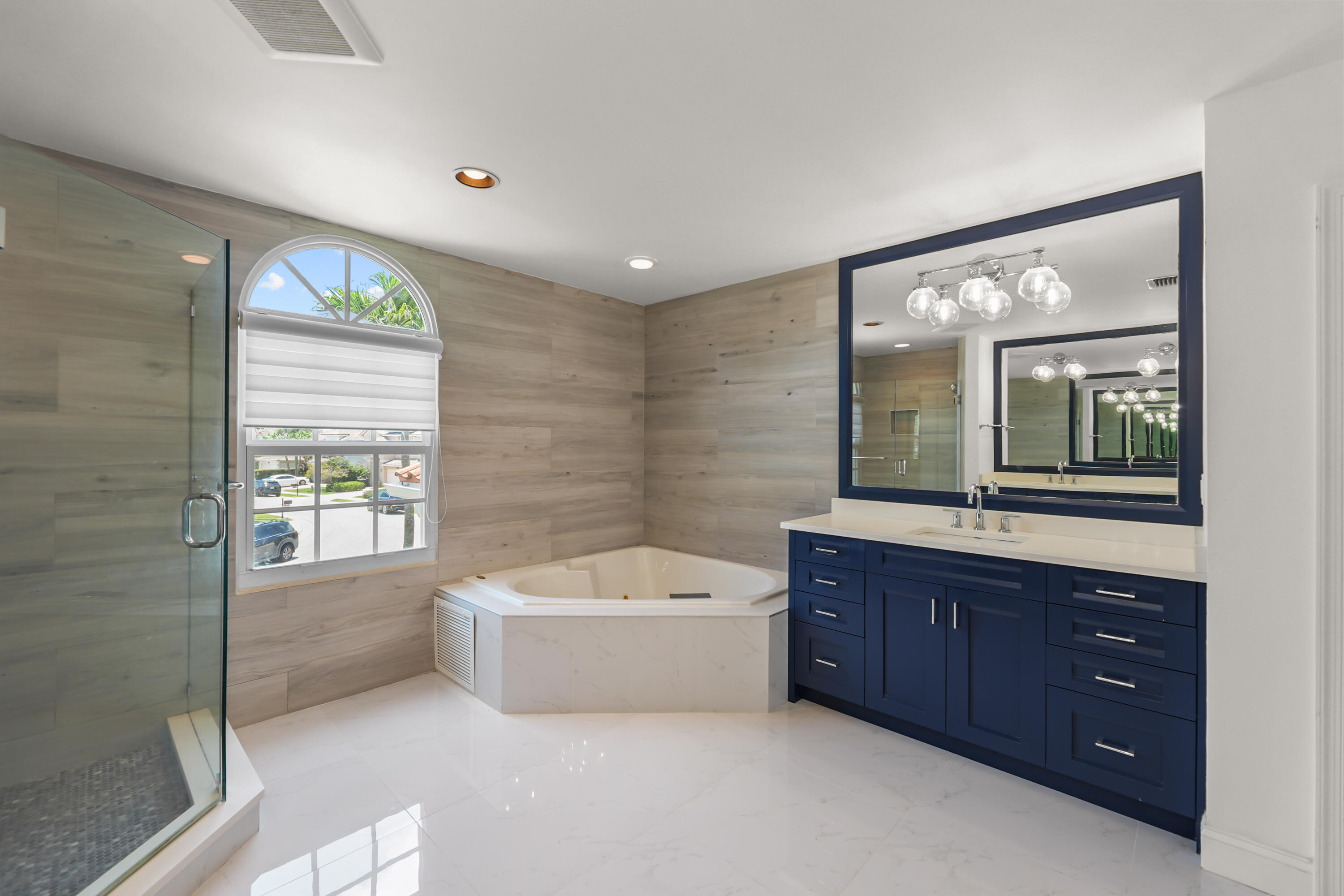 1237 Avondale Lane