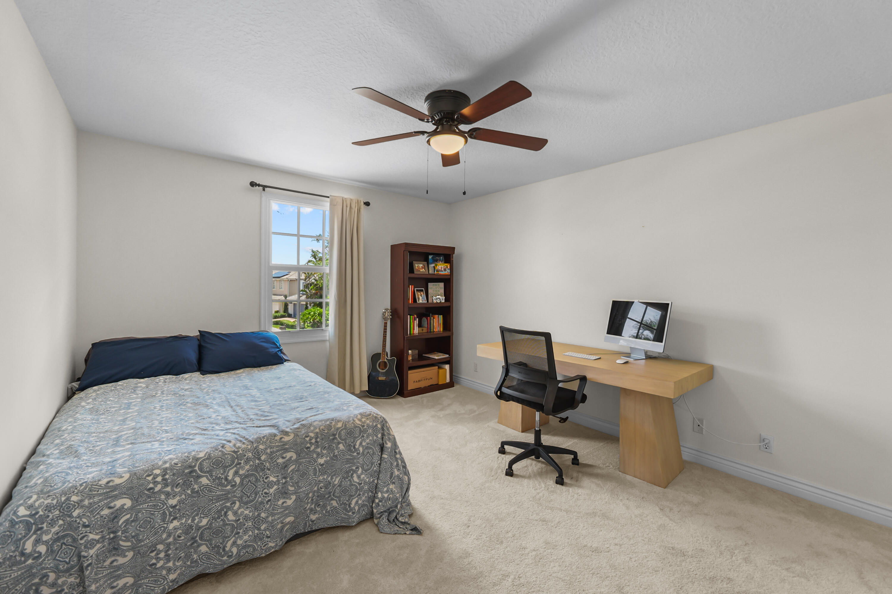 1237 Avondale Lane