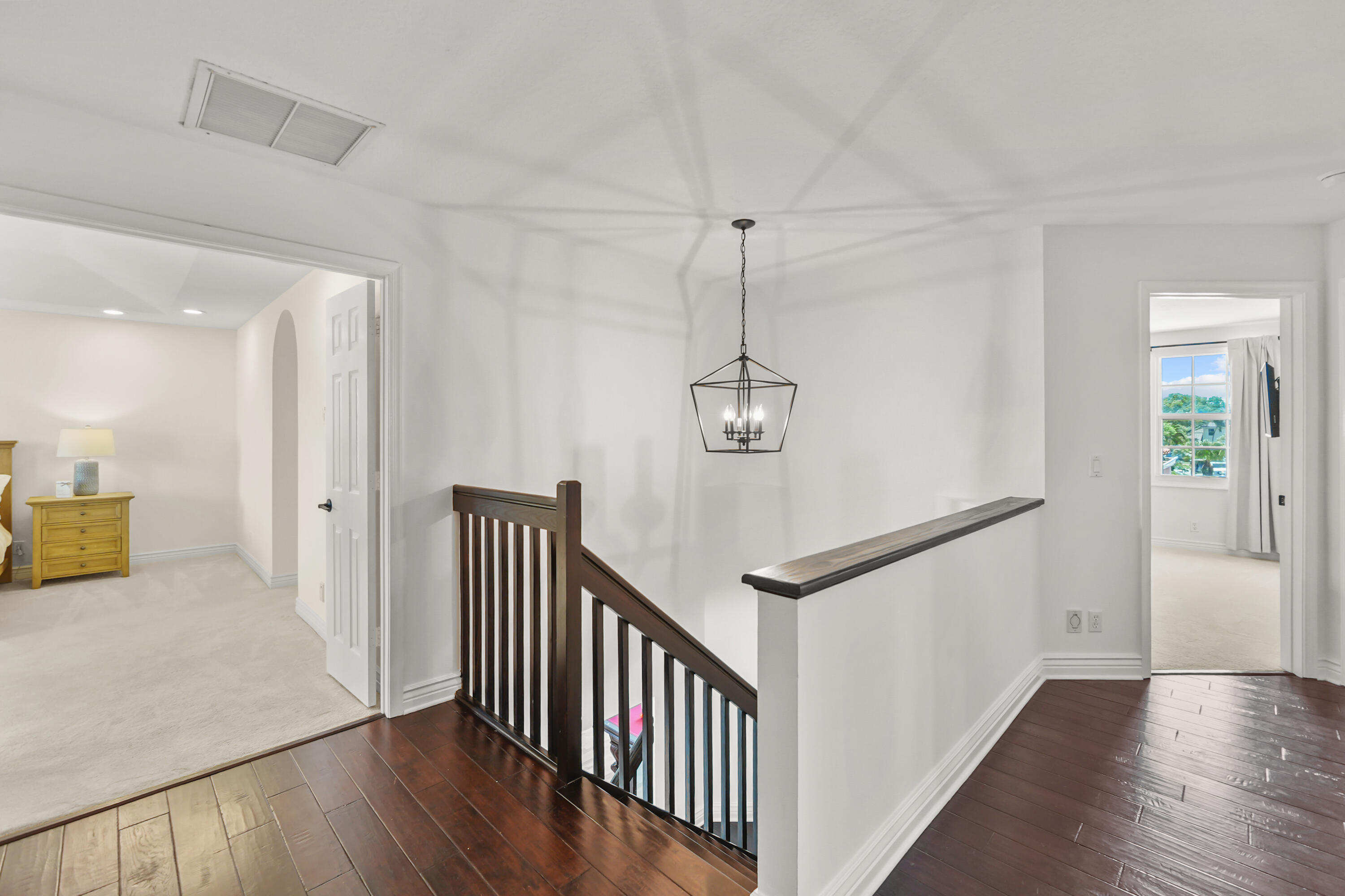 1237 Avondale Lane