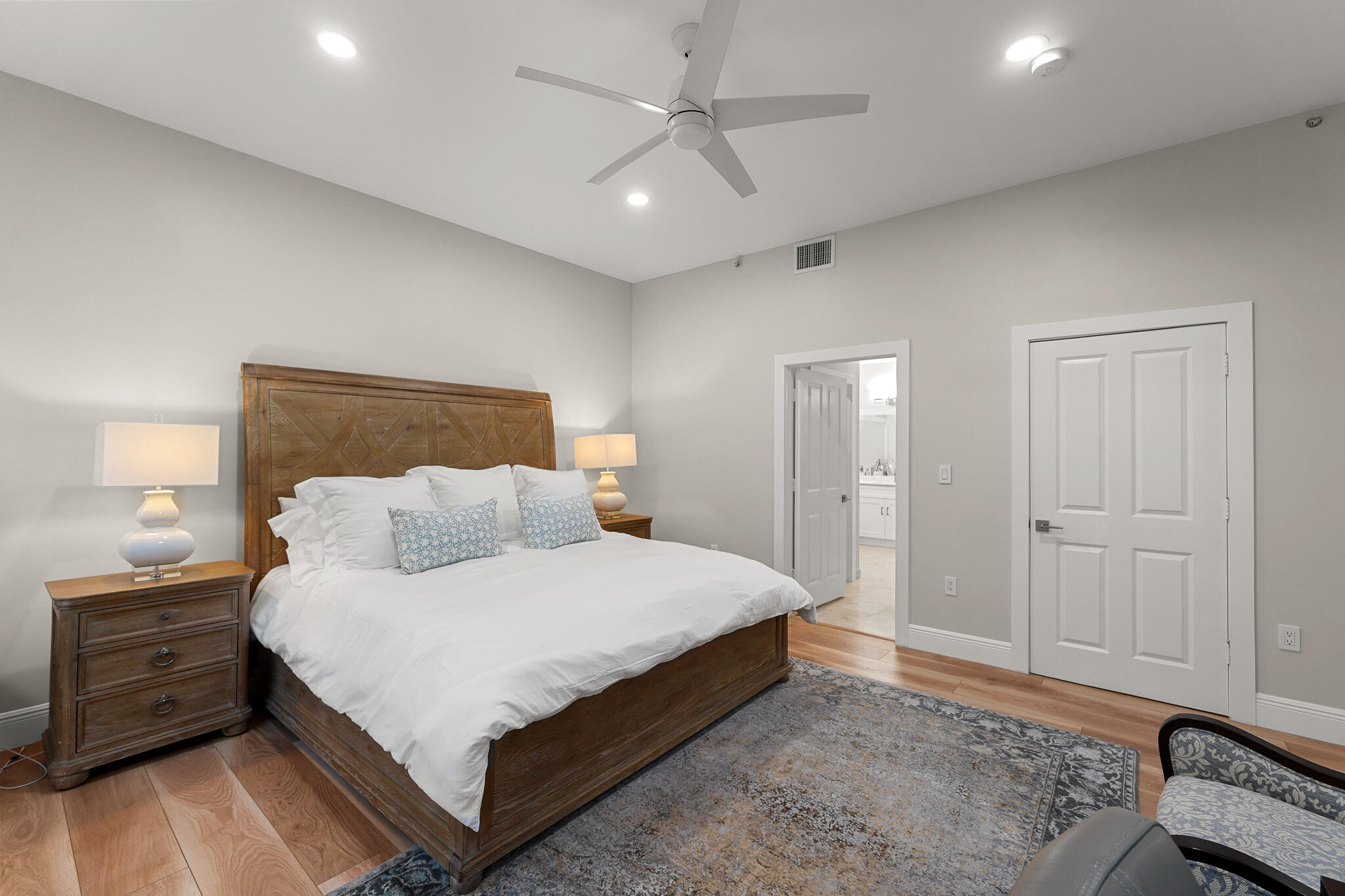3940 N Flagler Drive 203