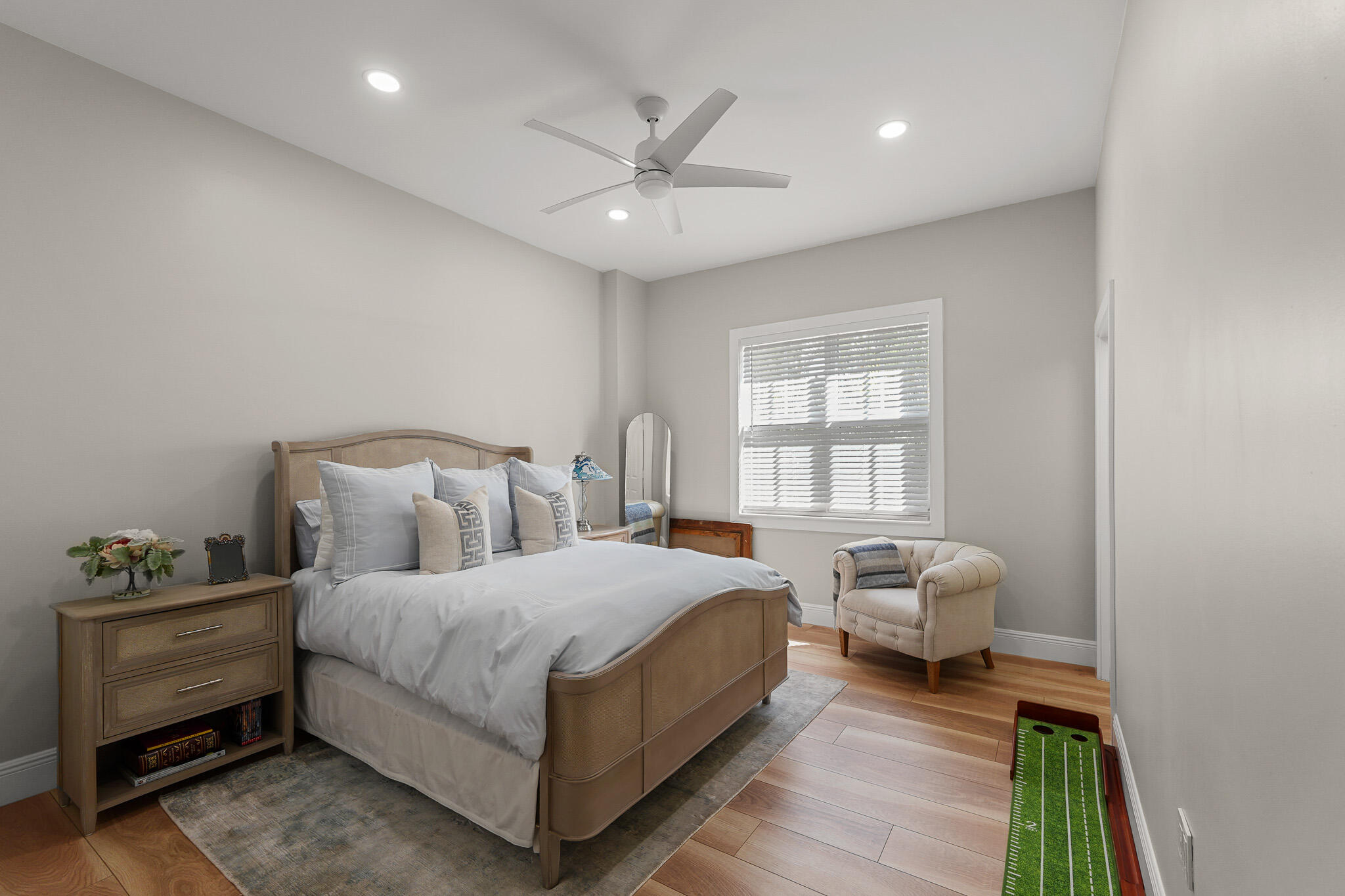 3940 N Flagler Drive 203
