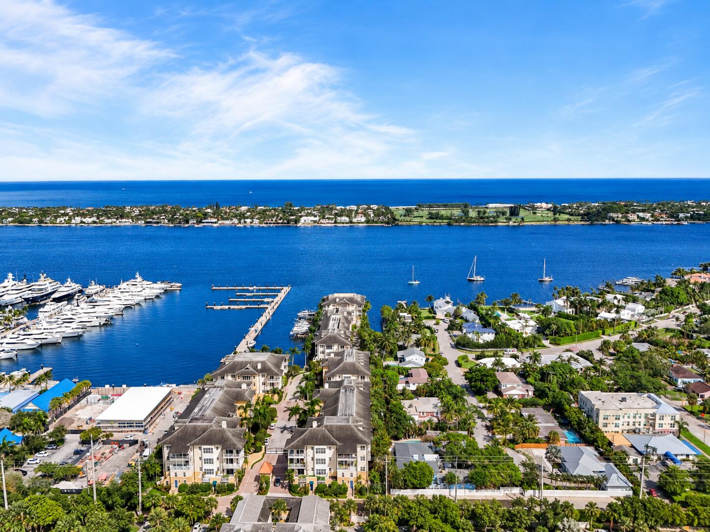 3940 N Flagler Drive 203 West Palm Beach Fl Us 33407 B26081479