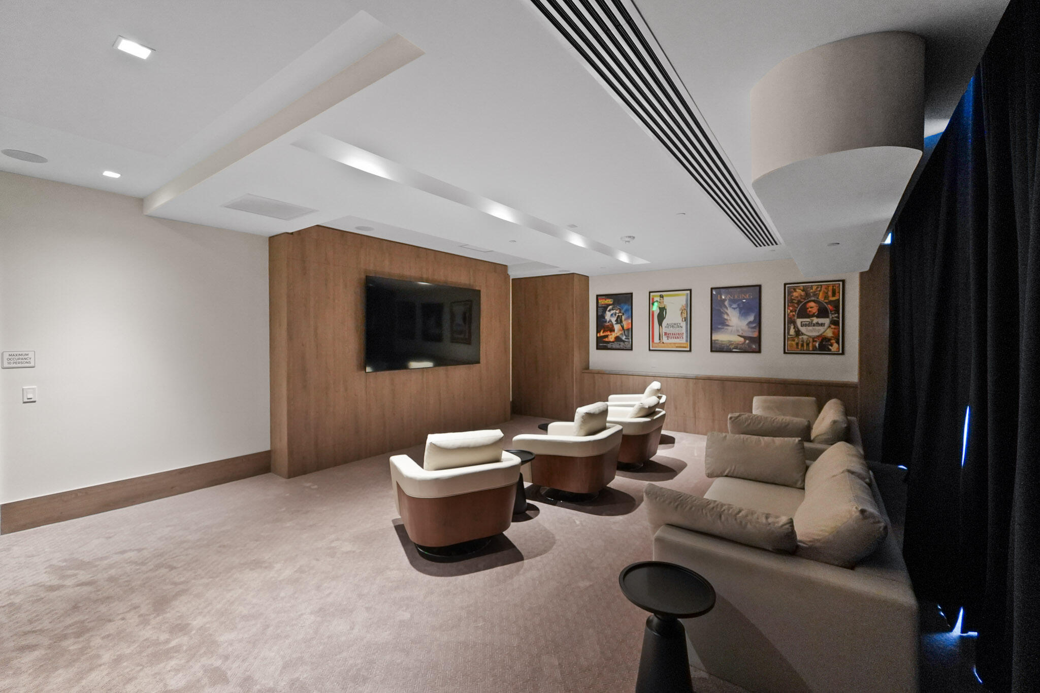 220 LAKE SHORE Drive 2406
