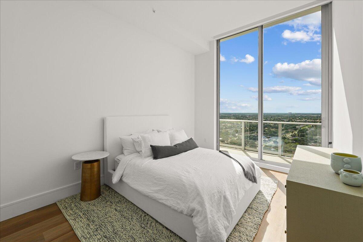 220 LAKE SHORE Drive 2406