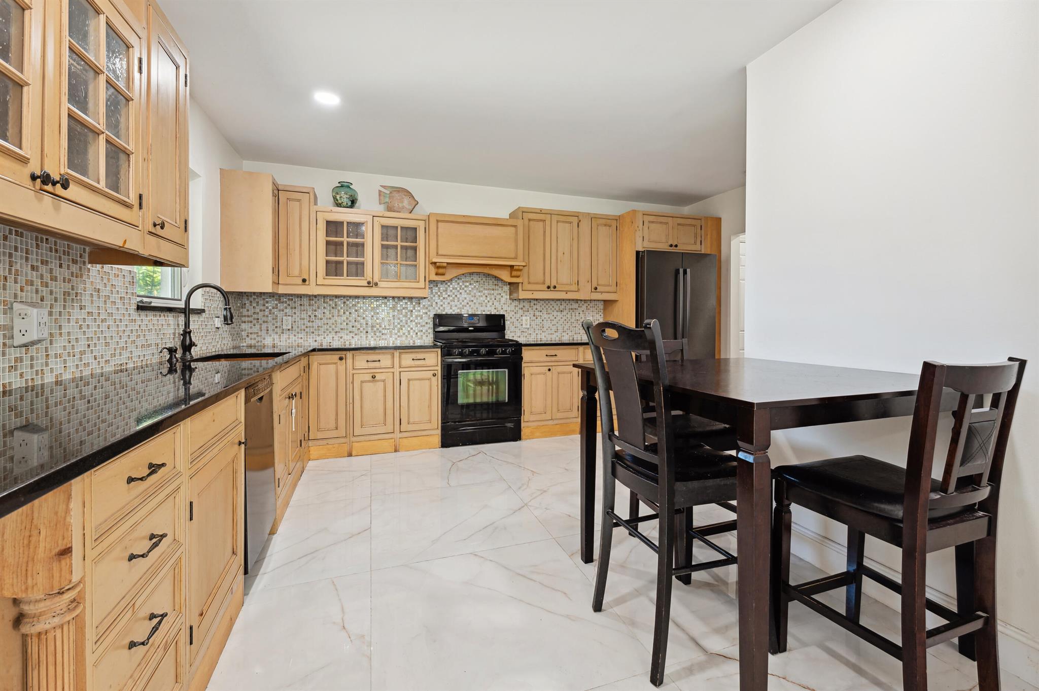 2615 Colgate Lane