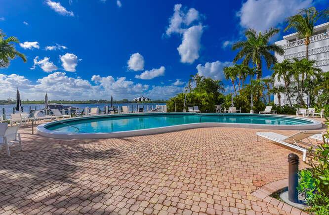 2505 S Ocean Boulevard 705