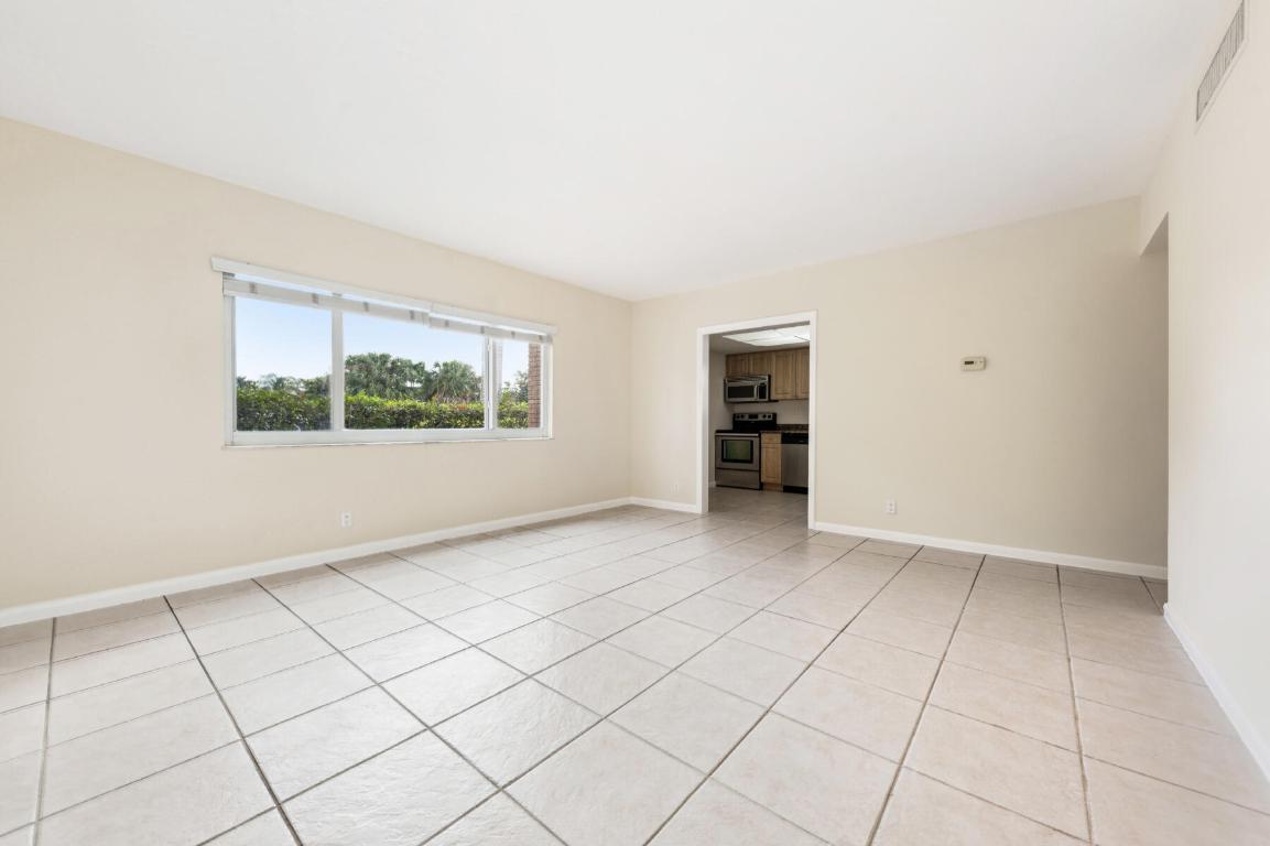 1000 NE 9th Avenue 1