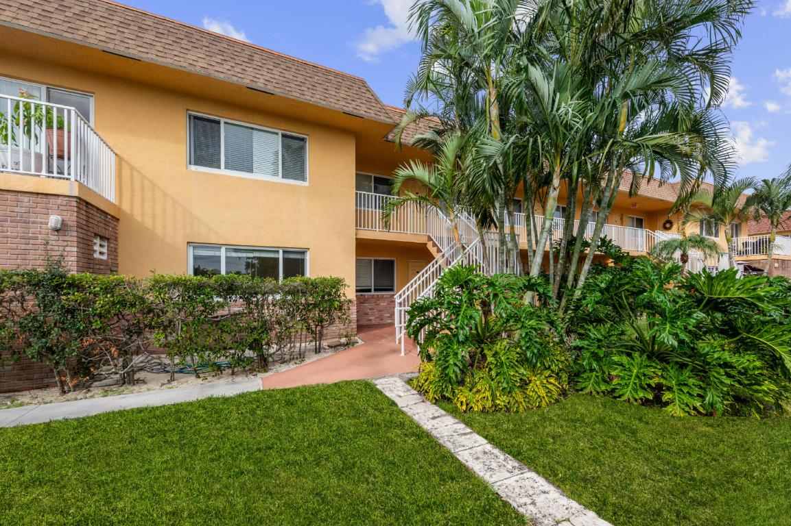 1000 NE 9th Avenue 1