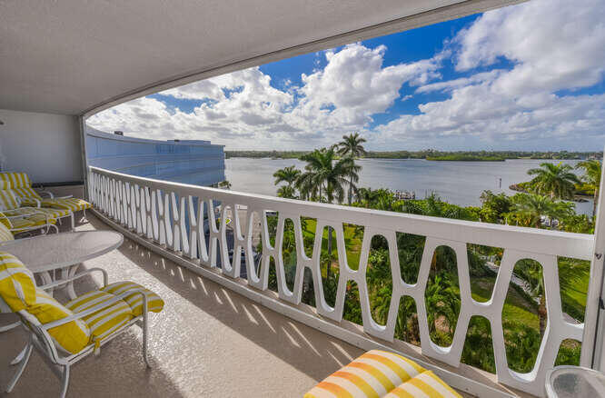 2505 S Ocean Boulevard 7050