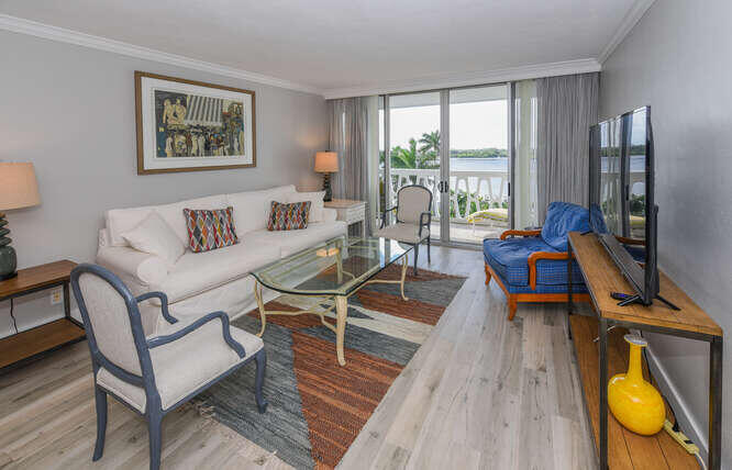 2505 S Ocean Boulevard 7050