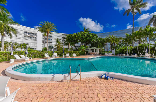 2505 S Ocean Boulevard 7050