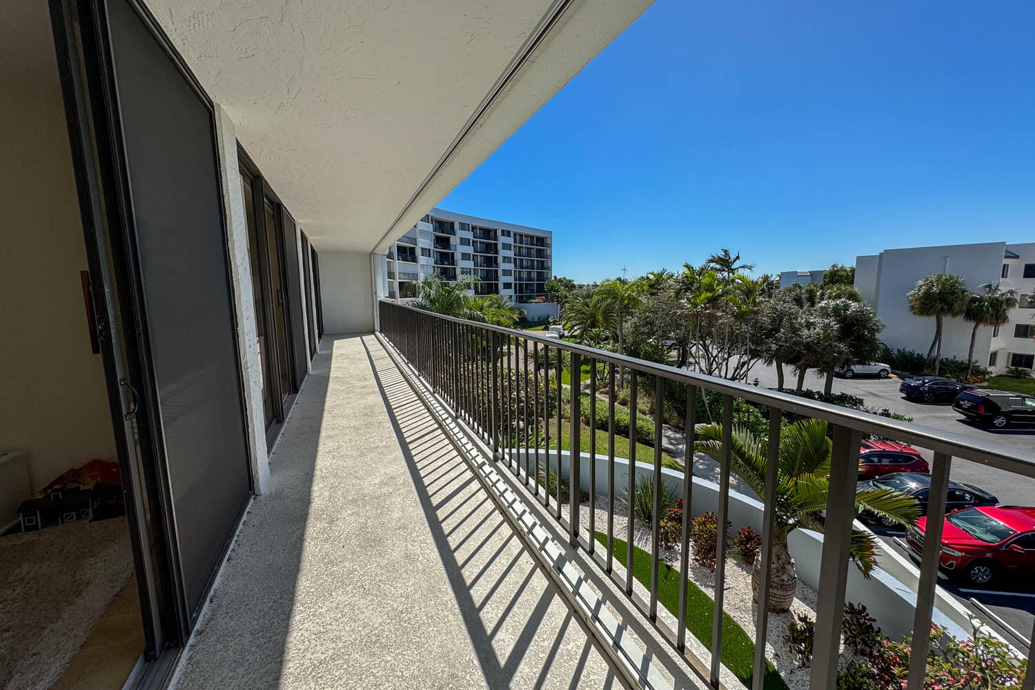 1300 S Highway A1a 219