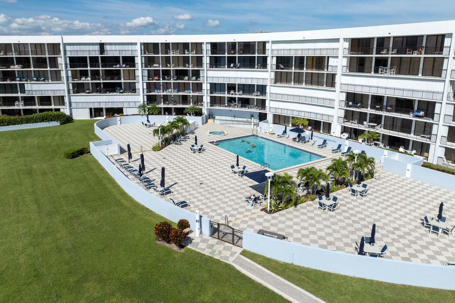 1300 S Highway A1a 219