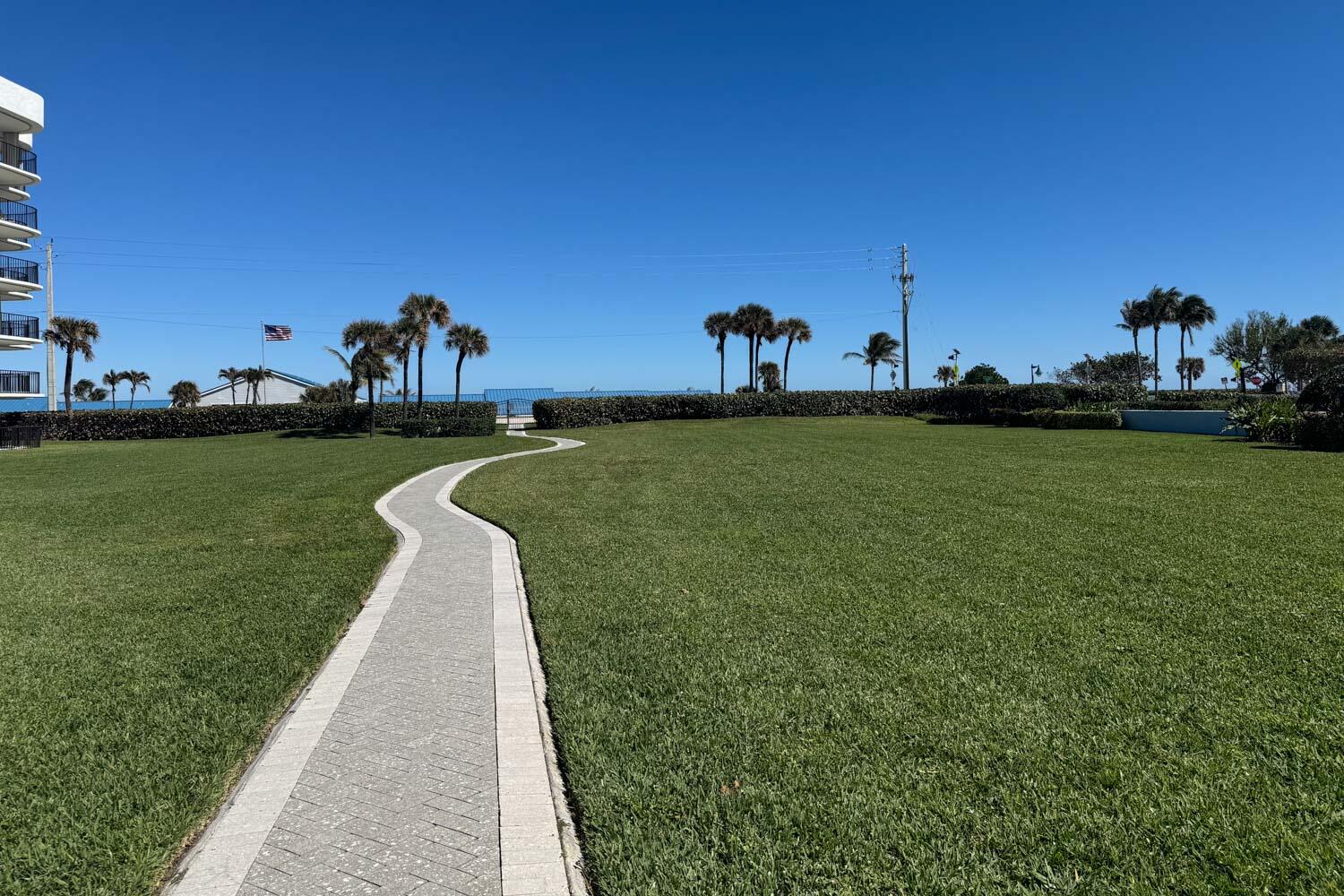 1300 S Highway A1a 219