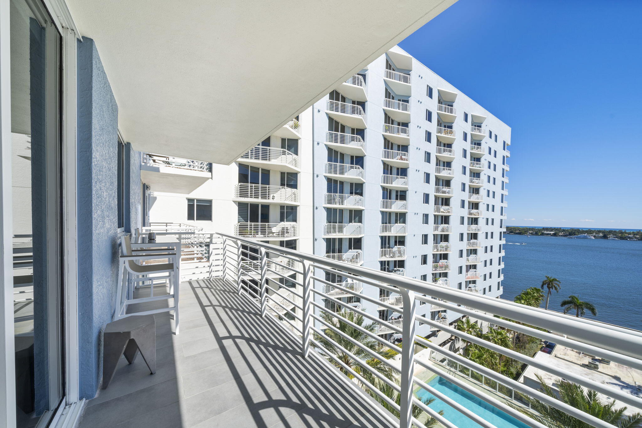 1551 N Flagler Drive 1011