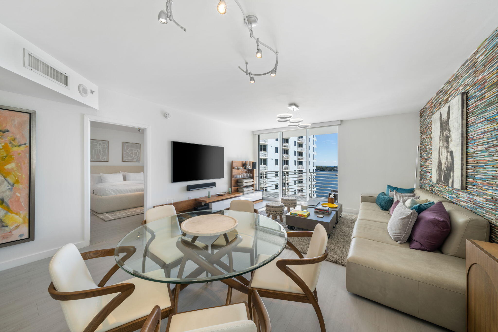 1551 N Flagler Drive 1011
