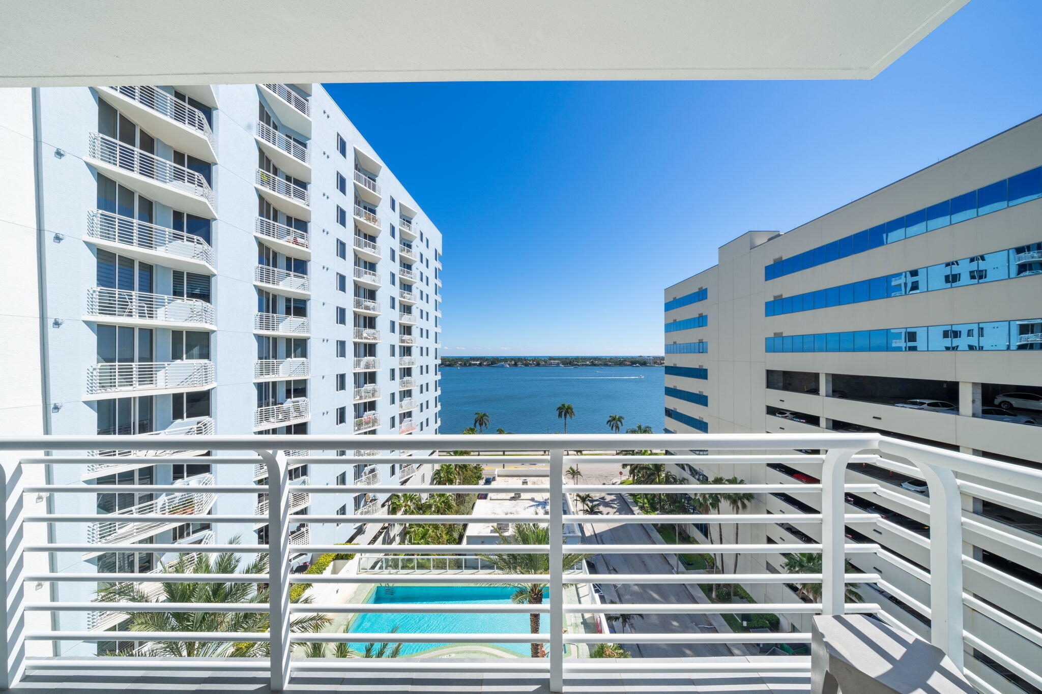 1551 N Flagler Drive 1011
