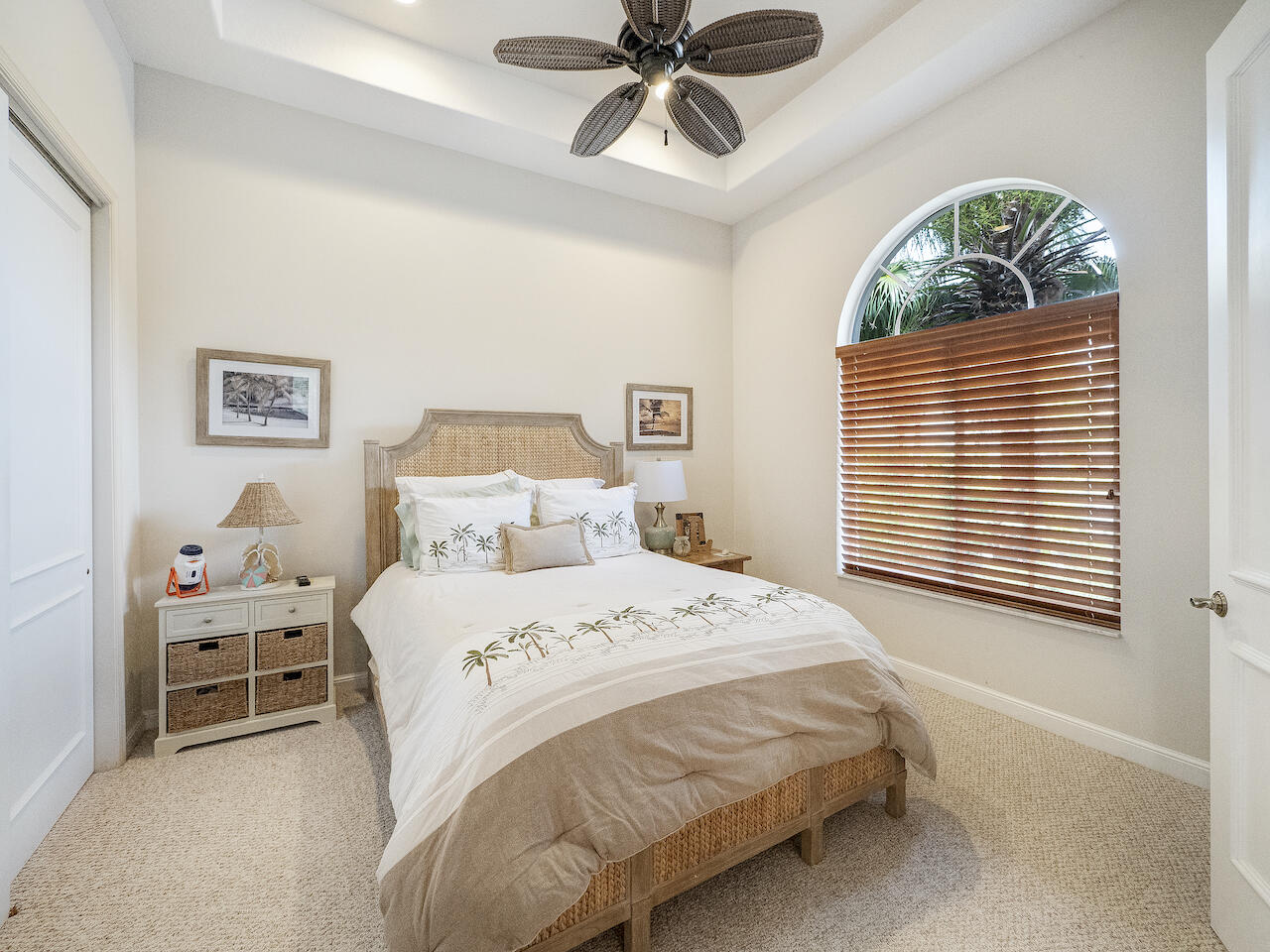 158 Esperanza Way