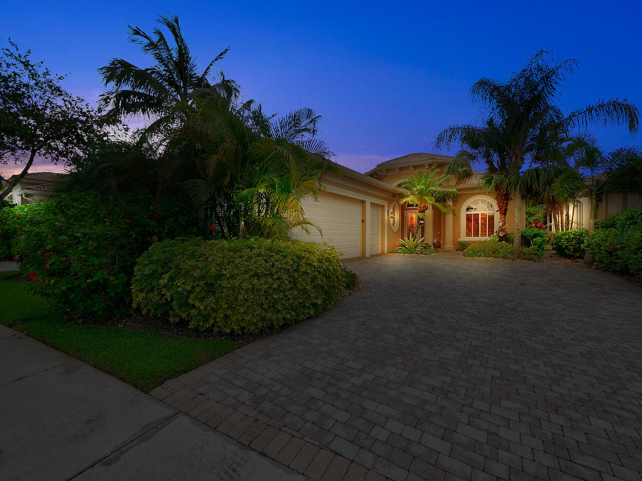 158 Esperanza Way