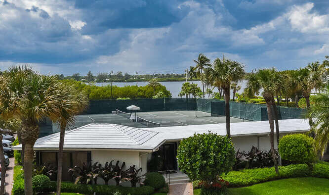 2660 S Ocean Boulevard 203s