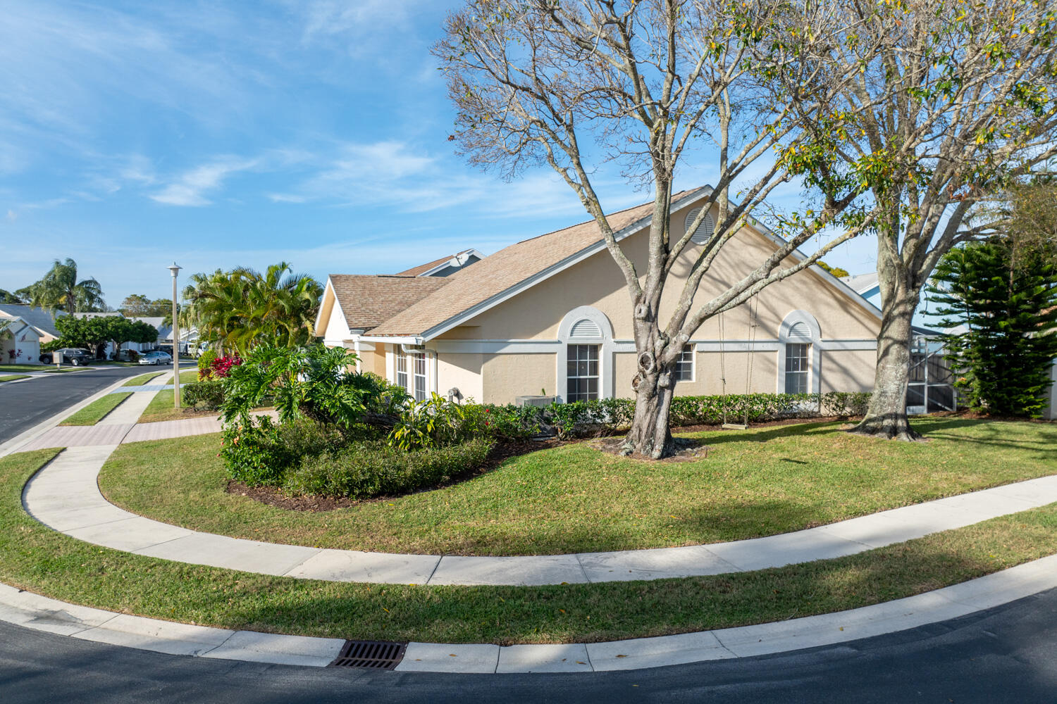 119 Adobe Circle