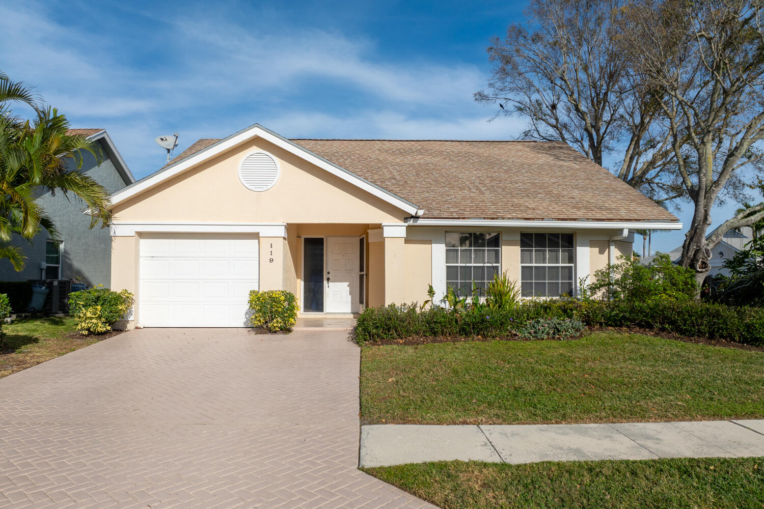 119 Adobe Circle