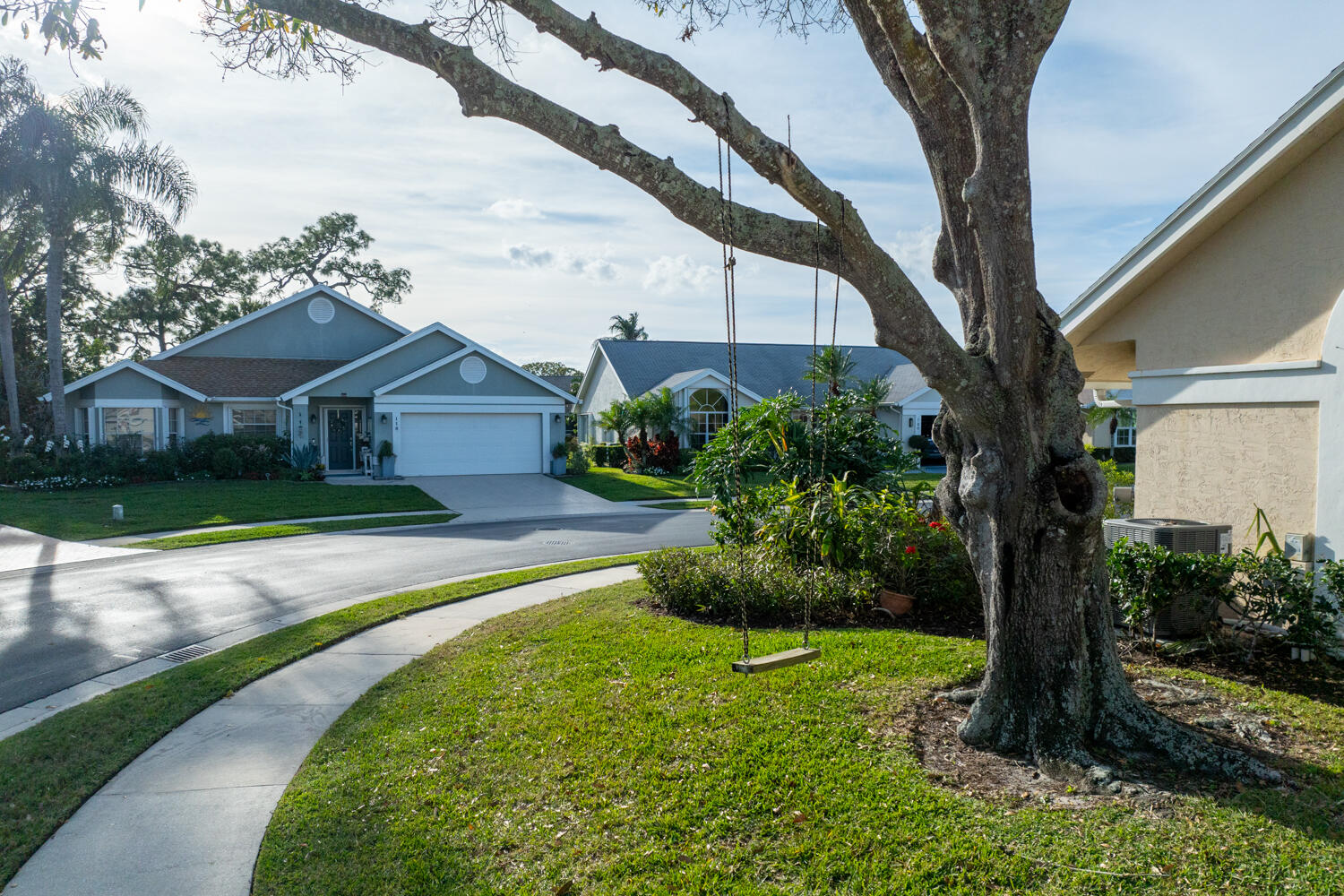119 Adobe Circle